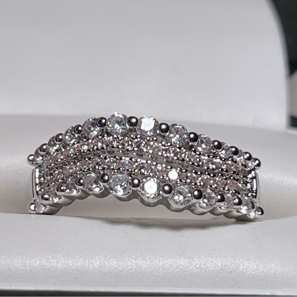 Multilayer Wave Diamond Ring - Picture 6 of 9